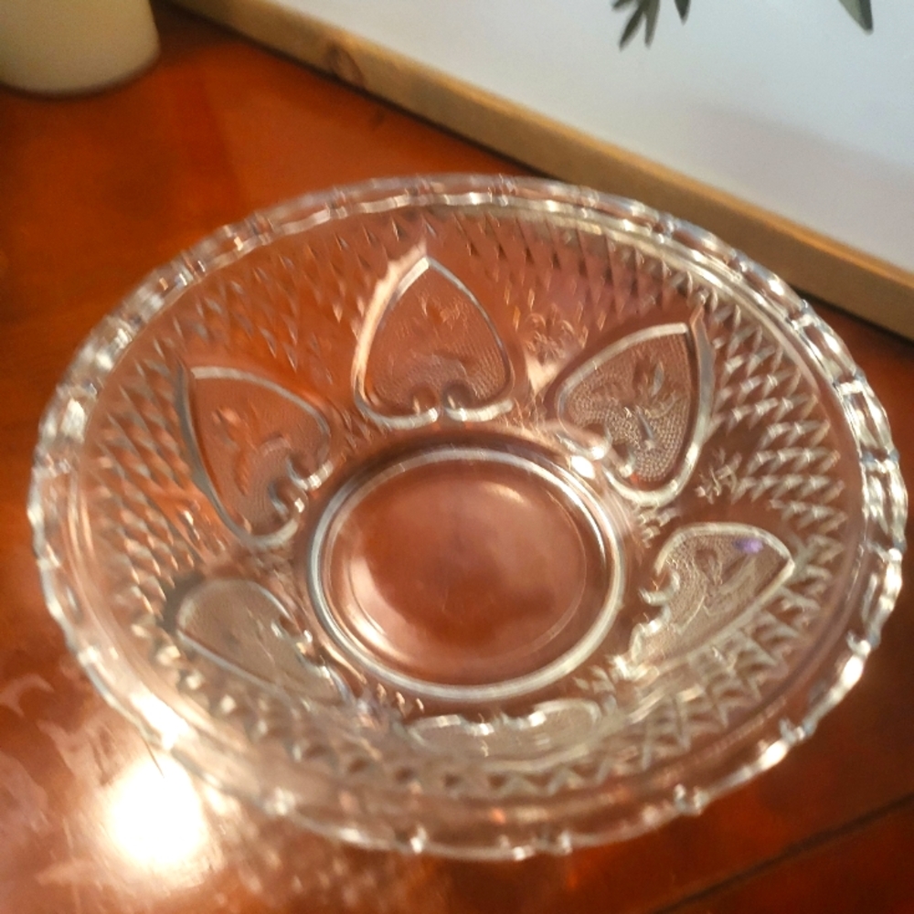Vintage KIM Glass Bowl in a FLEUR DE LIS & HEART with ROSE Design